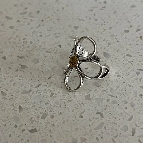 Vintage Bohemian Style Hollow Flower Open Adjustable Size Ring - Picture 4 of 8